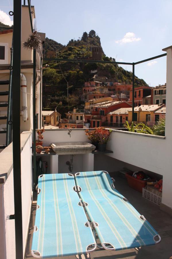 La Terrazza Apartment เวอนาซซา ภายนอก รูปภาพ