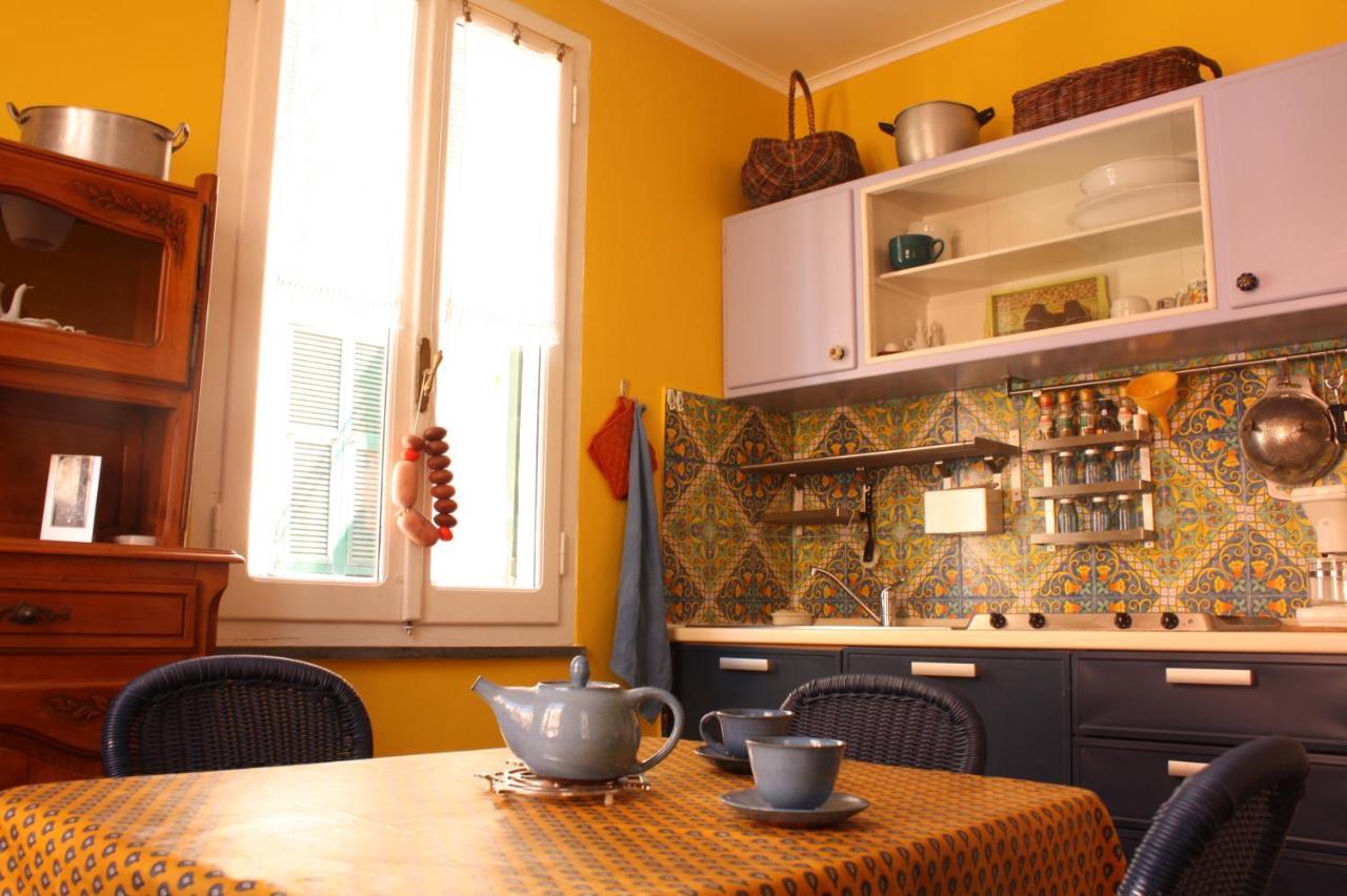 La Terrazza Apartment เวอนาซซา ภายนอก รูปภาพ