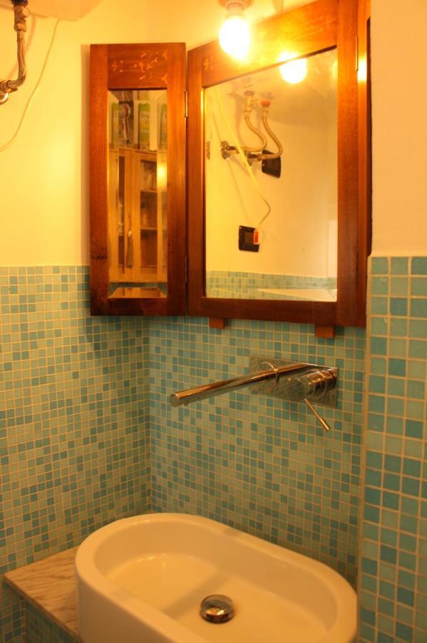 La Terrazza Apartment เวอนาซซา ภายนอก รูปภาพ